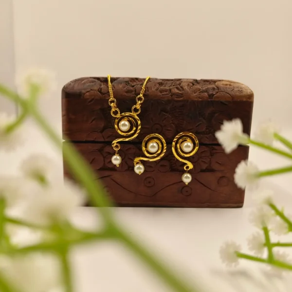 Pearl Drop Chain Locket Set with bracelet