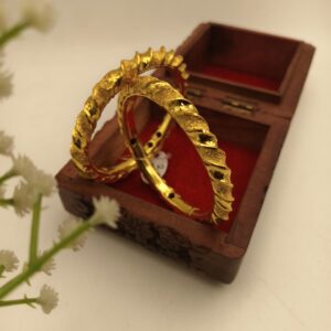 Traditional RULI BALA - DIAMOND FROSTING