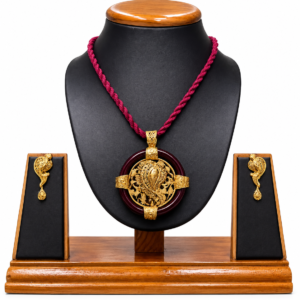Pola - sankha design