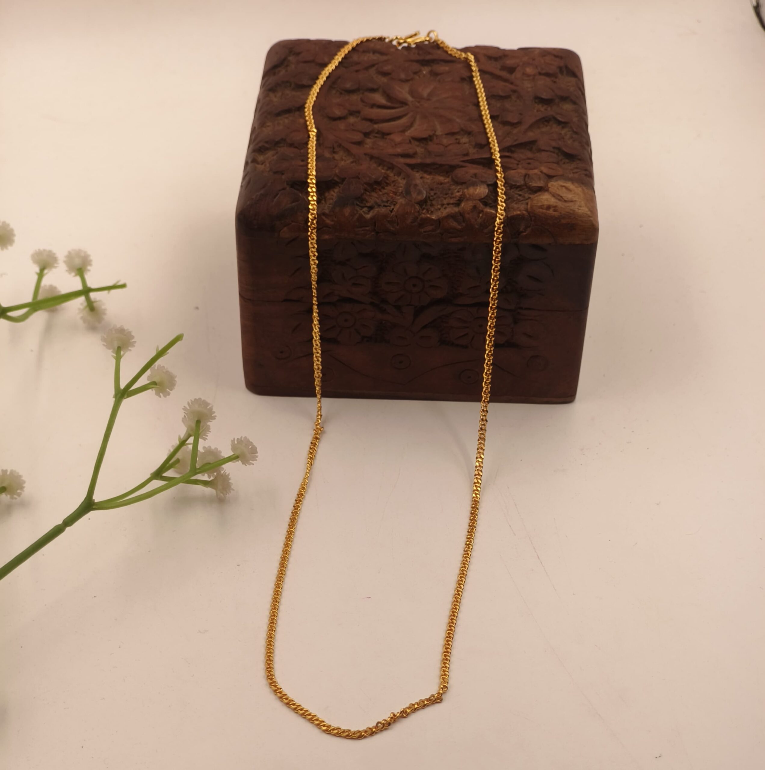 Sleek chain (18 inch)