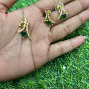 green stone 0010