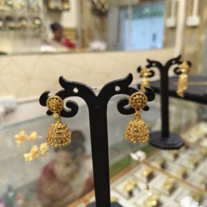 small jhumka