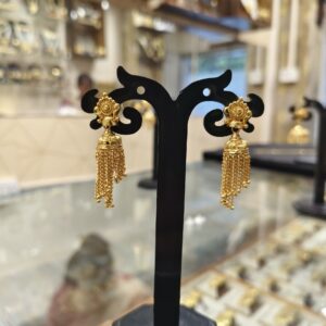 small jhalor jhumka