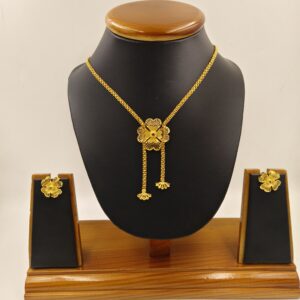 maitheli tie chain