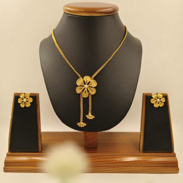 Koushani tie chain small