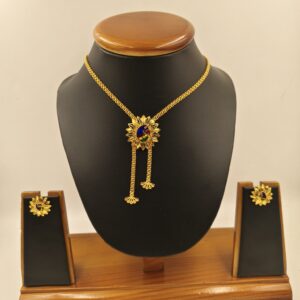 mayur tie chain
