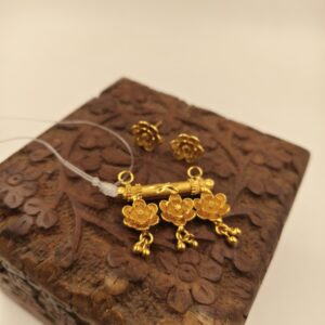 flower tassel pendent