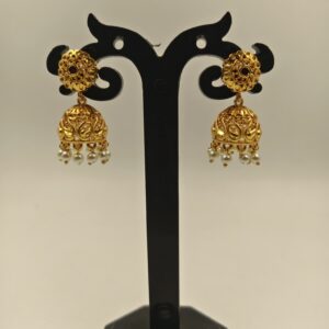 jaroya jhumka