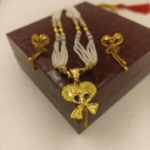pendent set