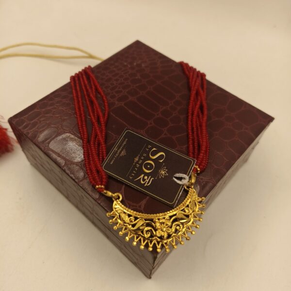 noksha tassel pendent
