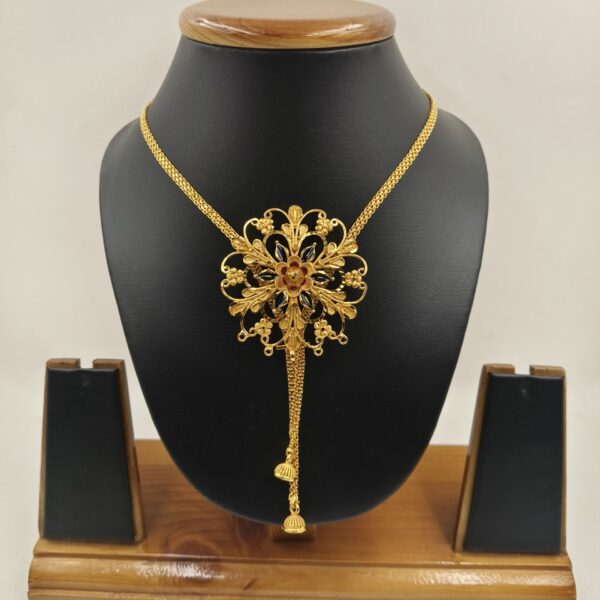 tie chain 001