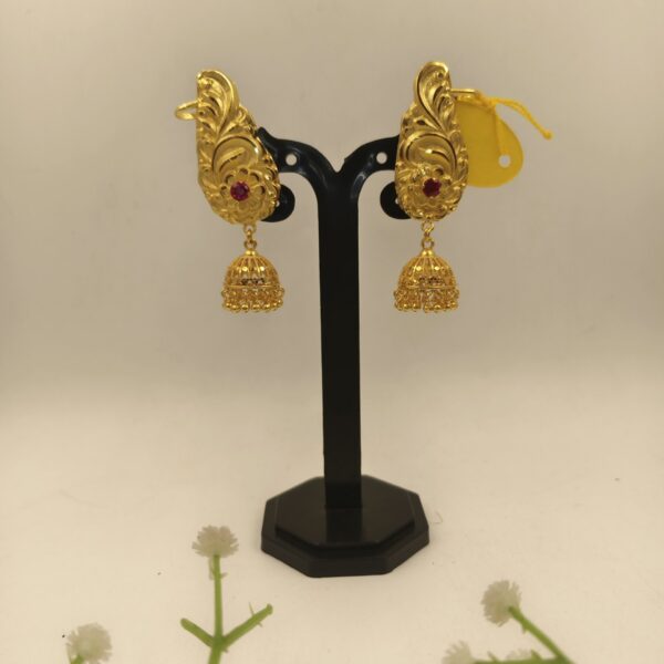 clip sabeki jhumka